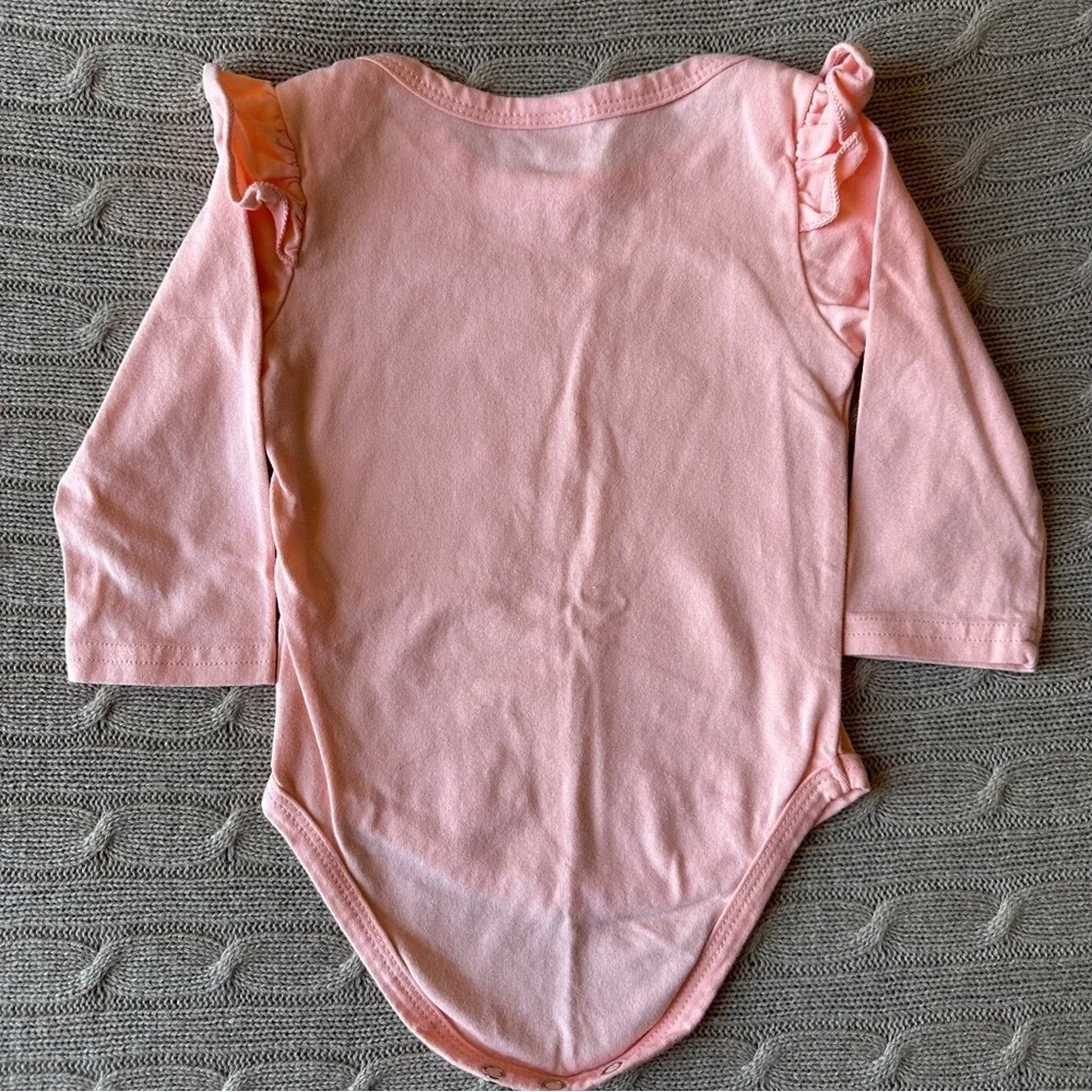EUC Carter’s Baby Girl Outfit Set, Peach Garden, 9 Months